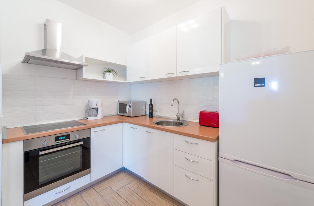 Apartments Windrose ซัฟทัท ภายนอก รูปภาพ