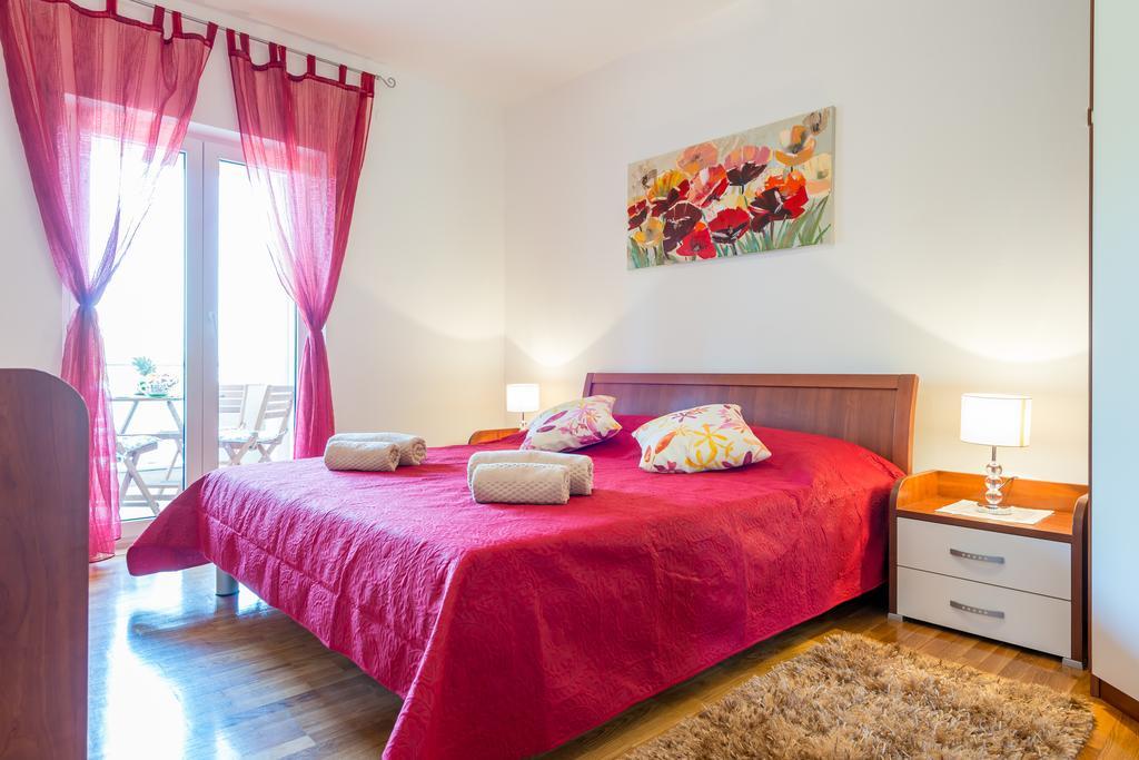 Apartments Windrose ซัฟทัท ภายนอก รูปภาพ